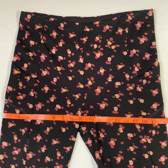 CAbi Lean Leggings Printed Flower Burst on Black Size M Style 4142 - Picture 9 of 16